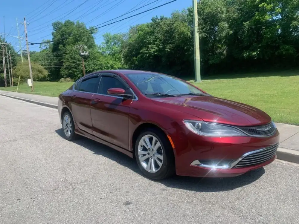 2015 Chrysler 200 Limited photo 1