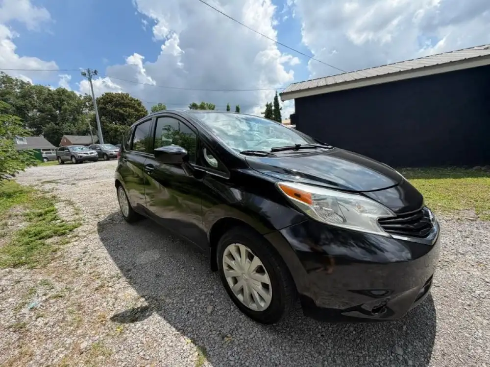 2016 Nissan Versa Note 1.6 S Plus CVT's photo