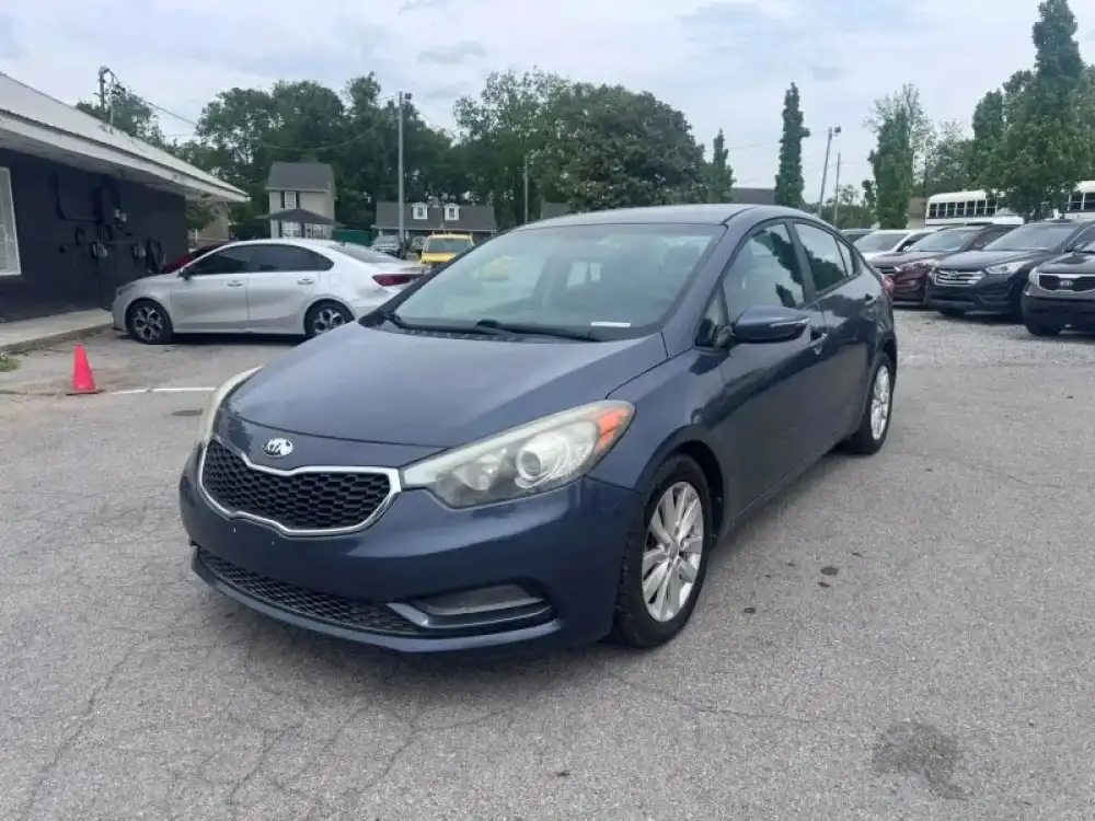 2015 Kia Forte LX AT's photo