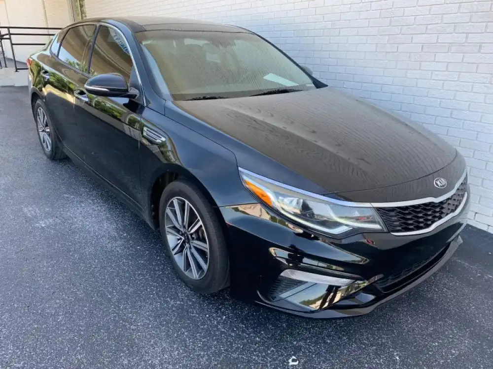 2019 Kia Optima LX AT's photo