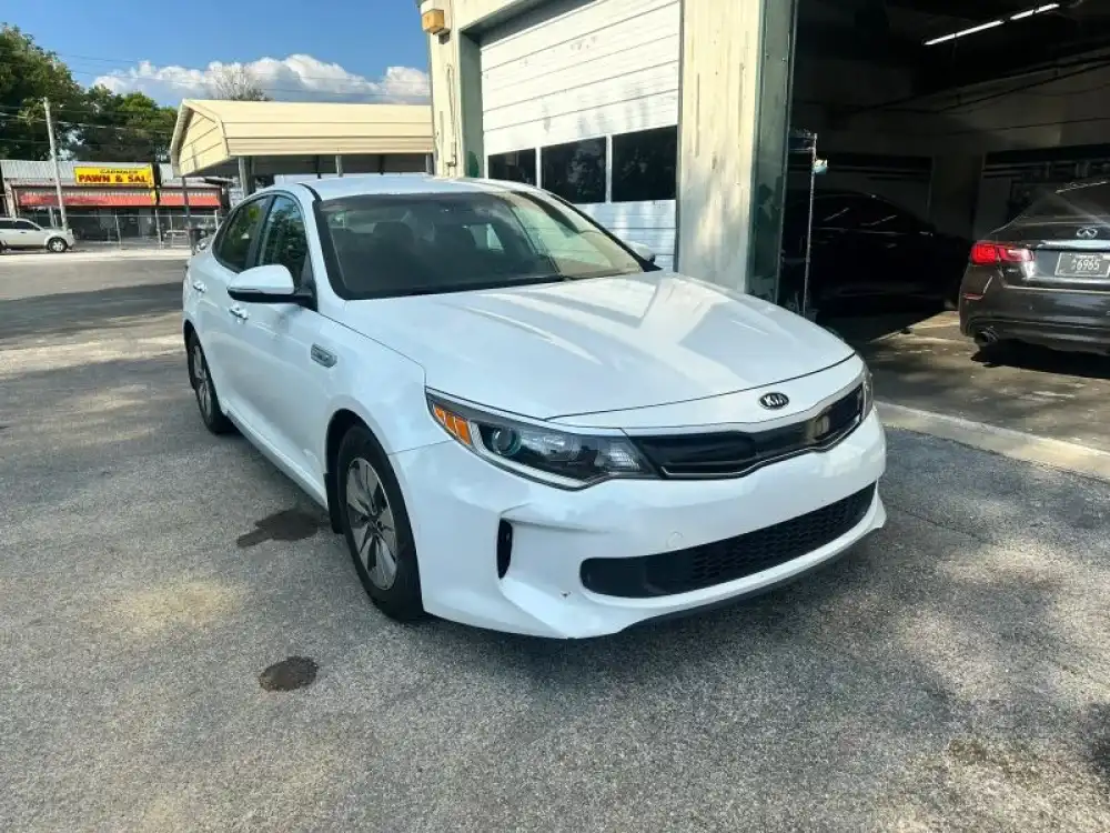2017 Kia Optima Hybrid Premium's photo