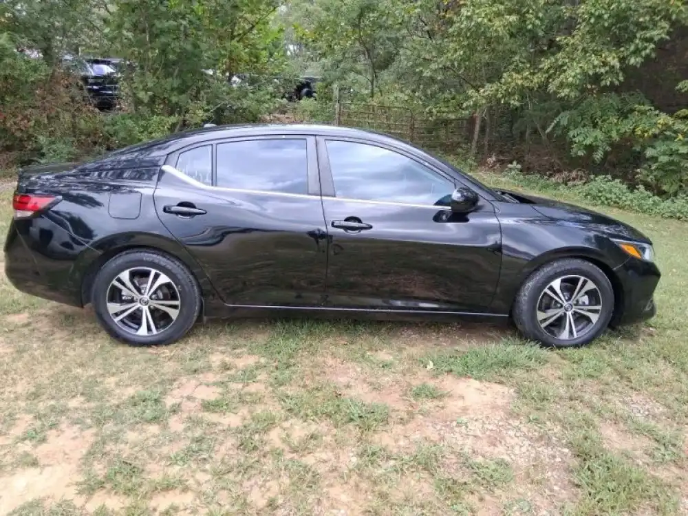 2021 Nissan Sentra SV CVT's photo