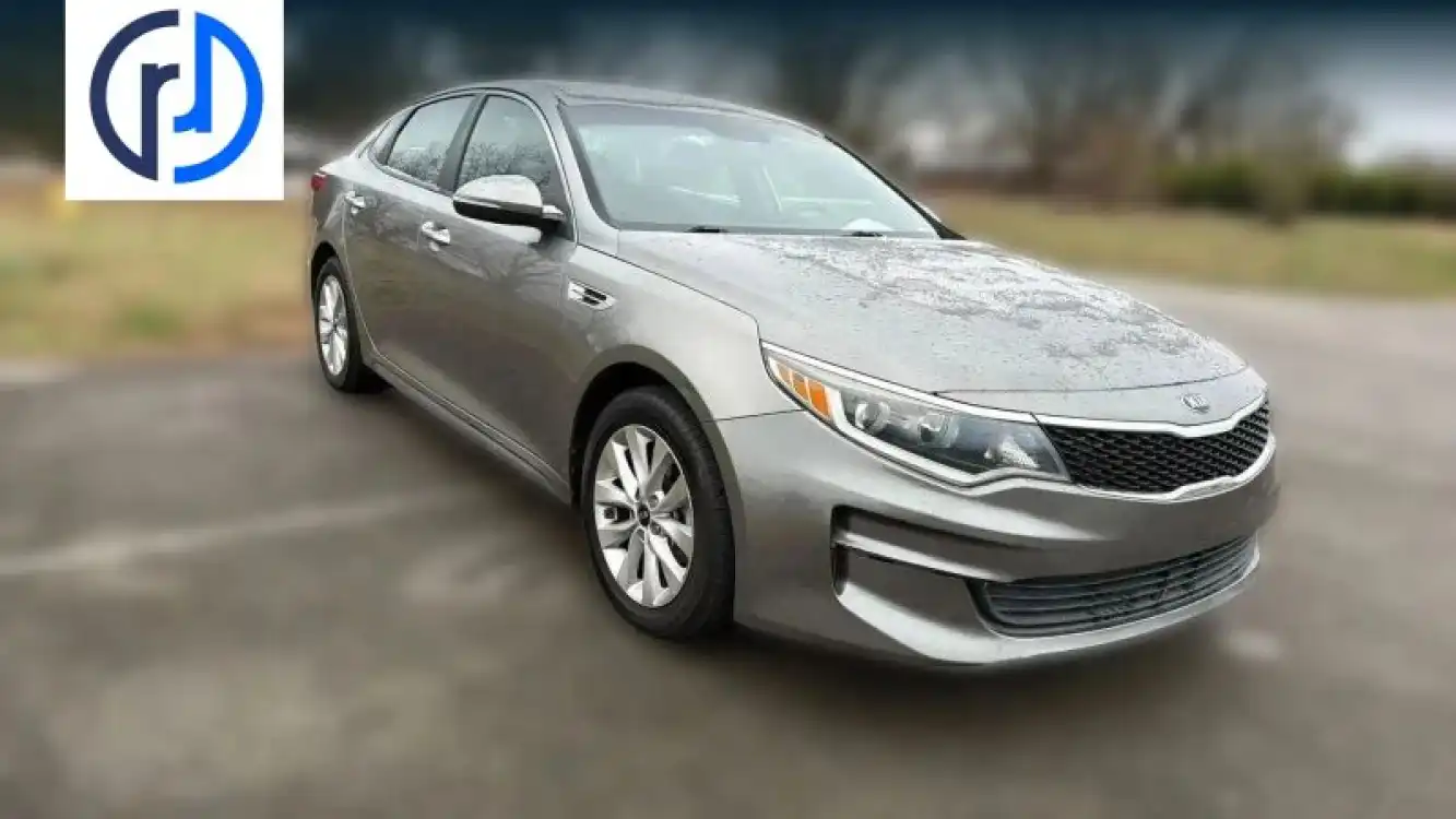 2017 Kia Optima LX Auto's photo