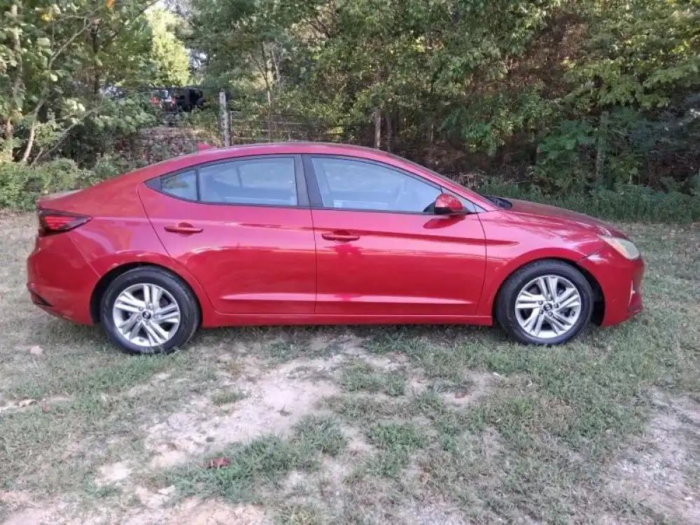2019 Hyundai Elantra 2.0 SEL A T's photo
