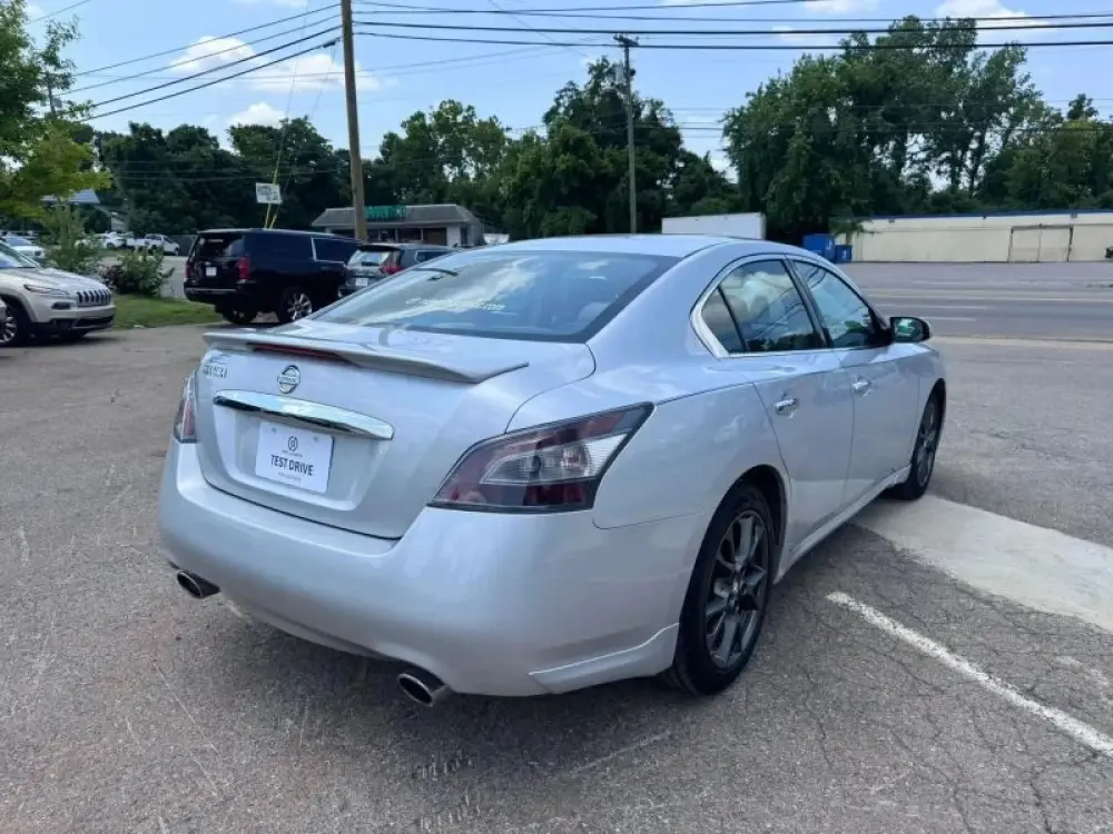 2012 Nissan Maxima 3.5 S photo 3