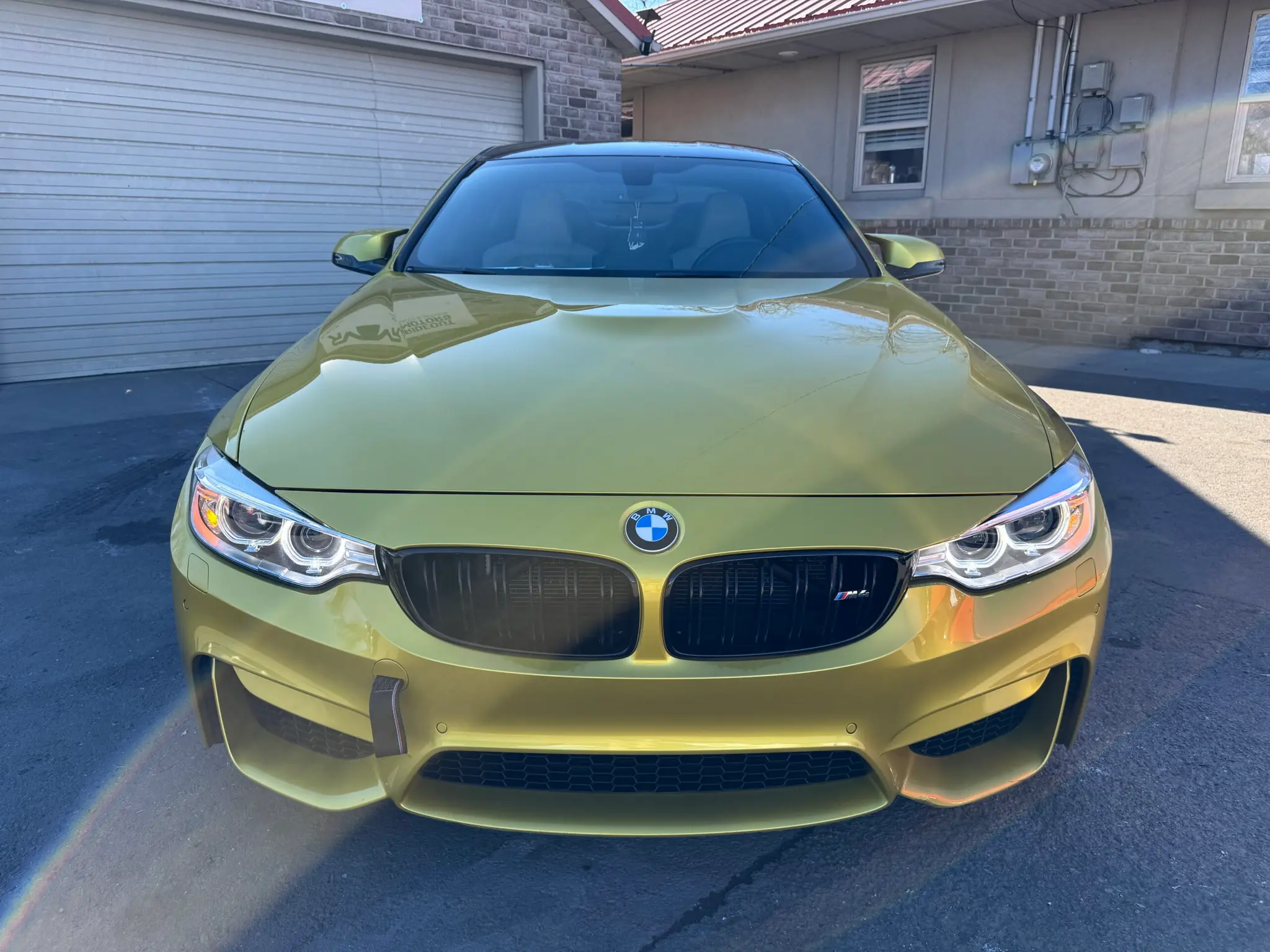 2016 BMW M4 Base photo 3
