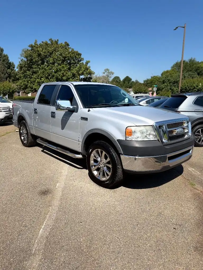 2008 Ford F-150 XL SuperCrew 139-in's photo