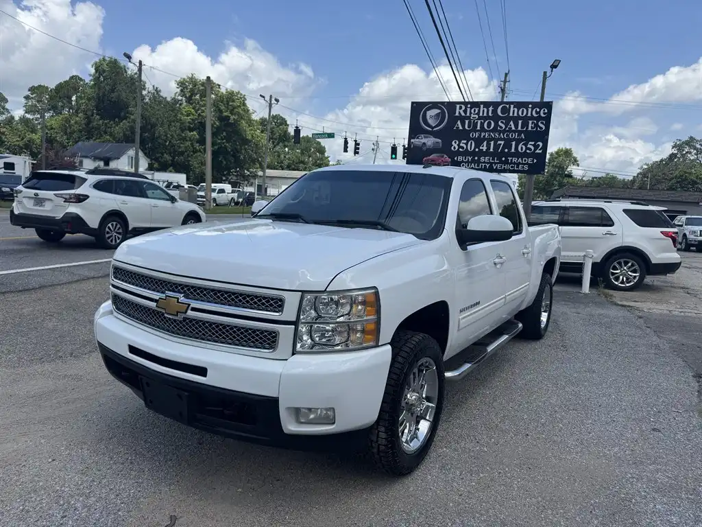 2013 Chevrolet Silverado 1500 LTZ 4WD Crew Cab's photo