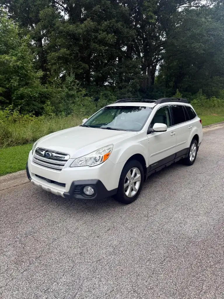 2013 Subaru Outback 2.5i Limited CVT's photo
