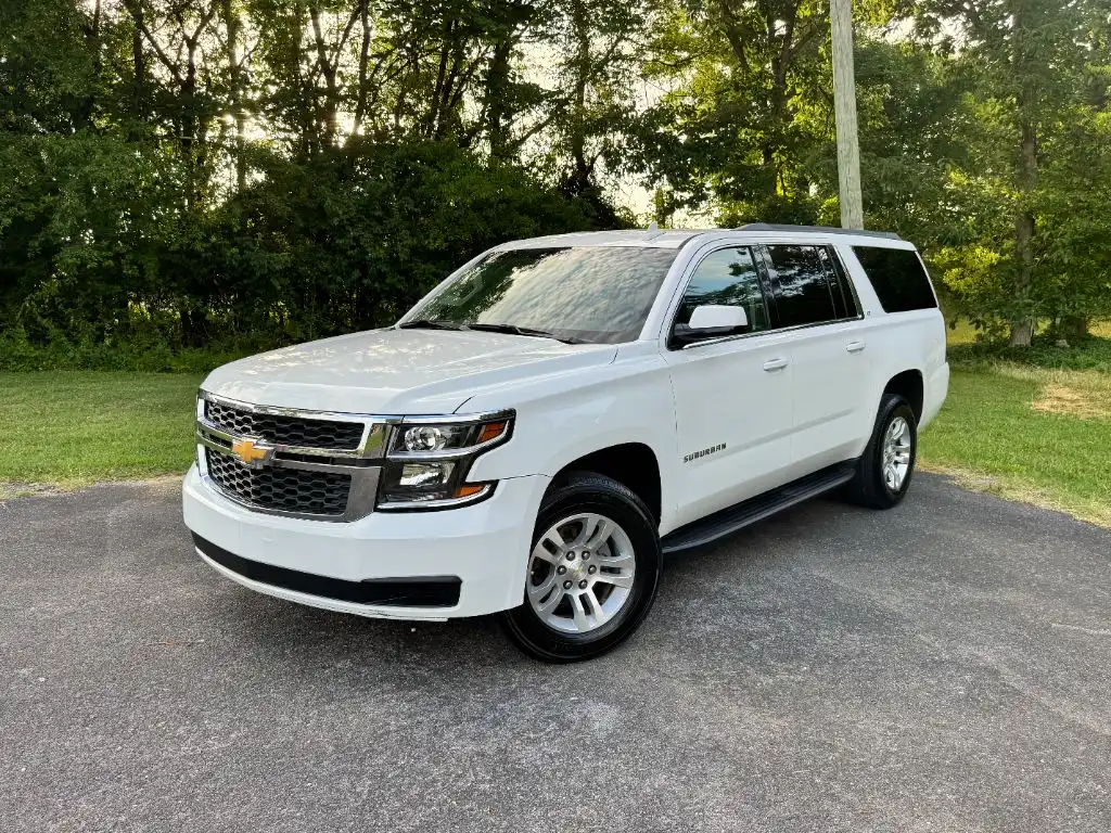 2018 Chevrolet Suburban LT 4WD 1500's photo