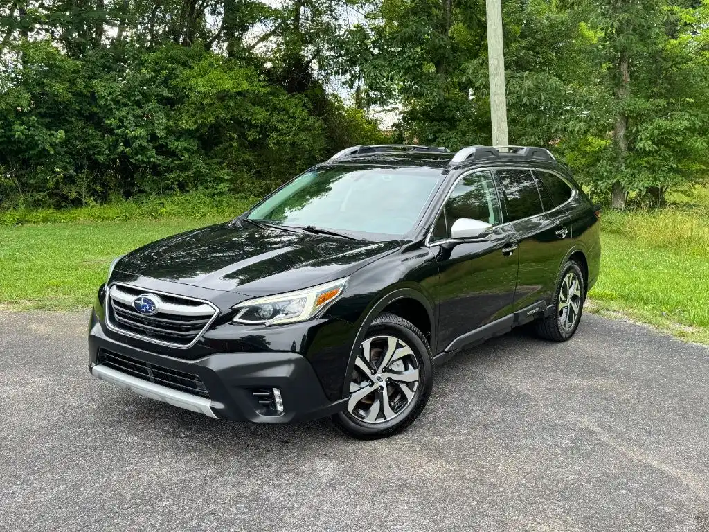 2020 Subaru Outback Touring XT's photo