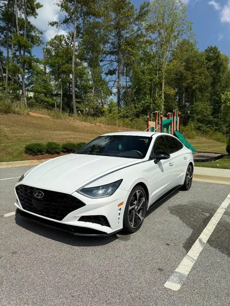 2021 Hyundai Sonata SEL Plus's photo
