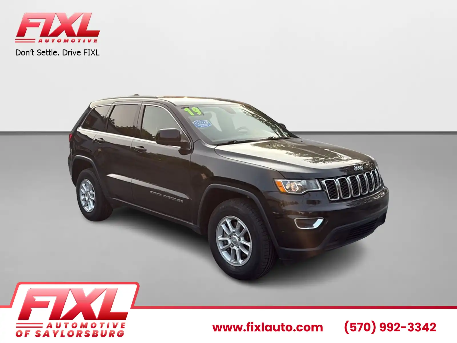2019 Jeep Grand Cherokee Laredo 4WD's photo