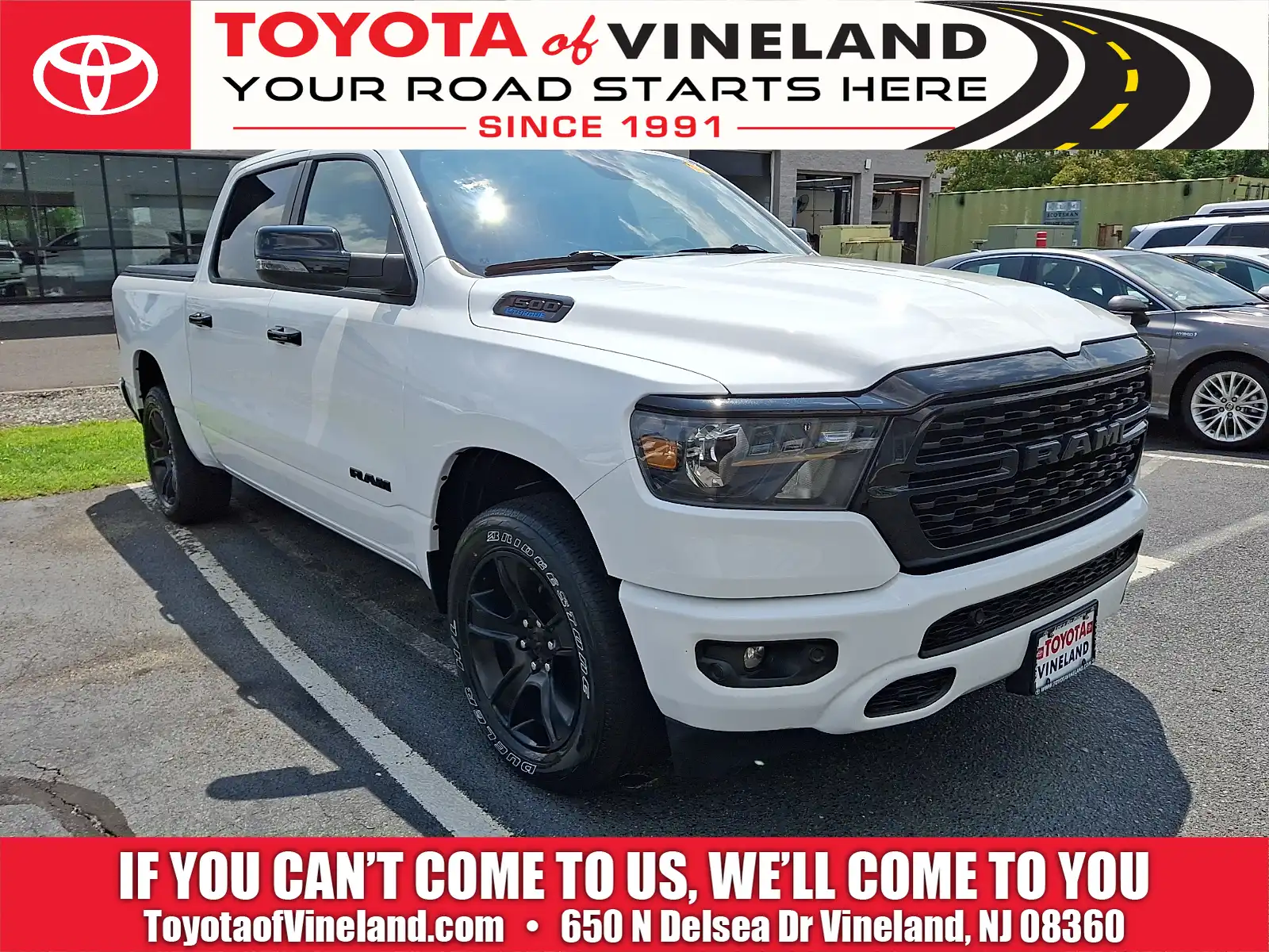 2024 RAM 1500 Big Horn/Lone Star 4x4 Crew Cab 5'7's photo