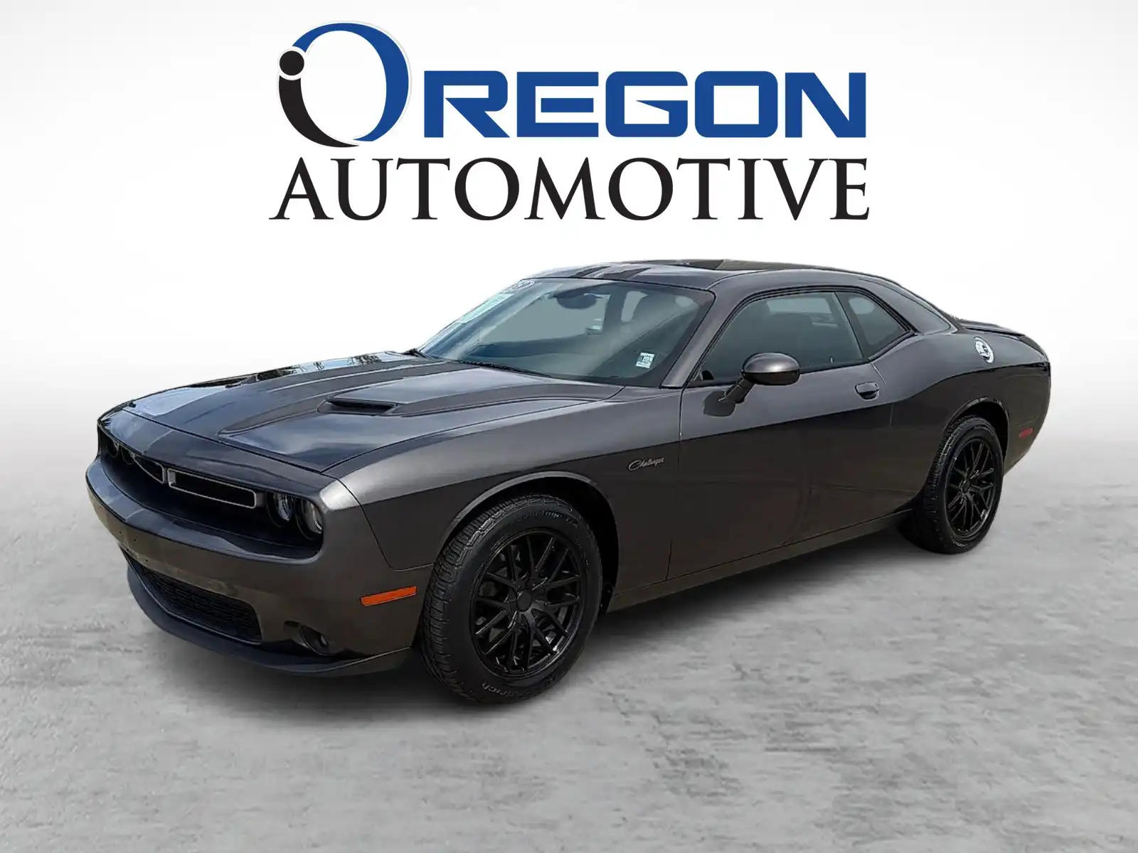 2015 Dodge Challenger SXT Plus's photo