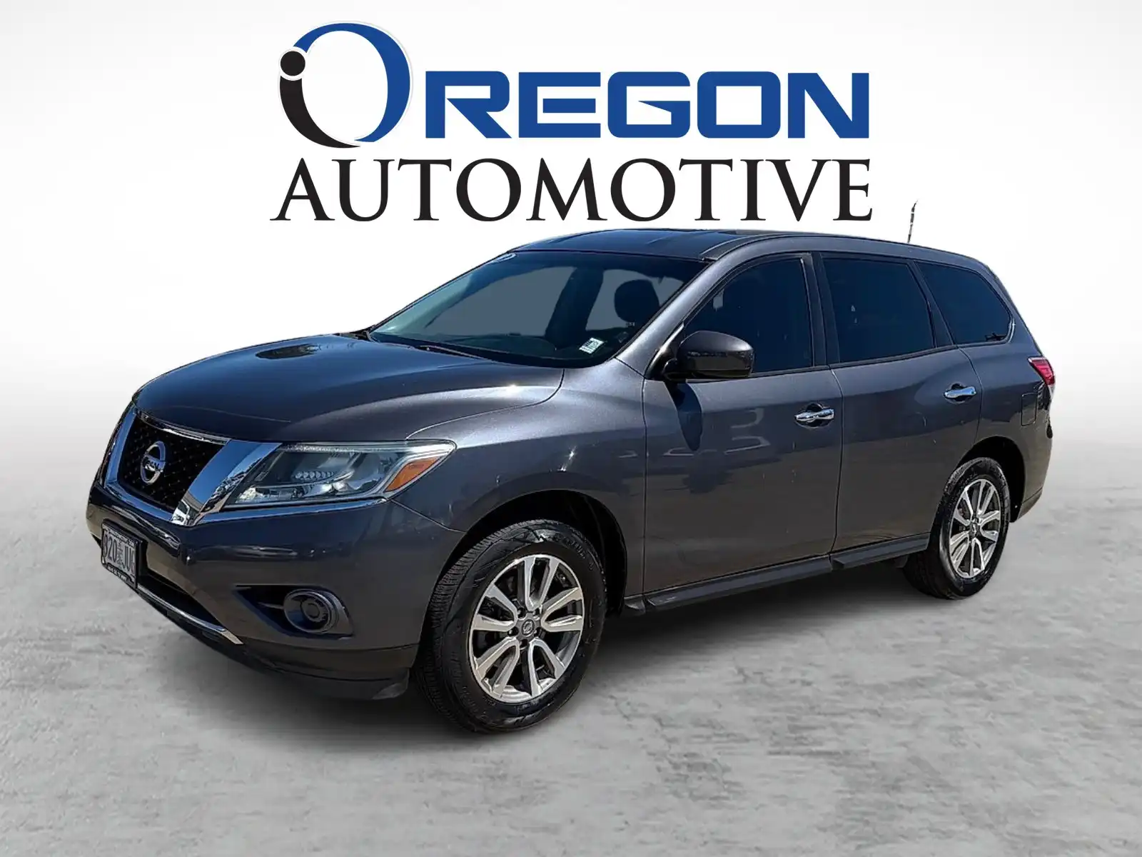 2013 Nissan Pathfinder S 2WD's photo