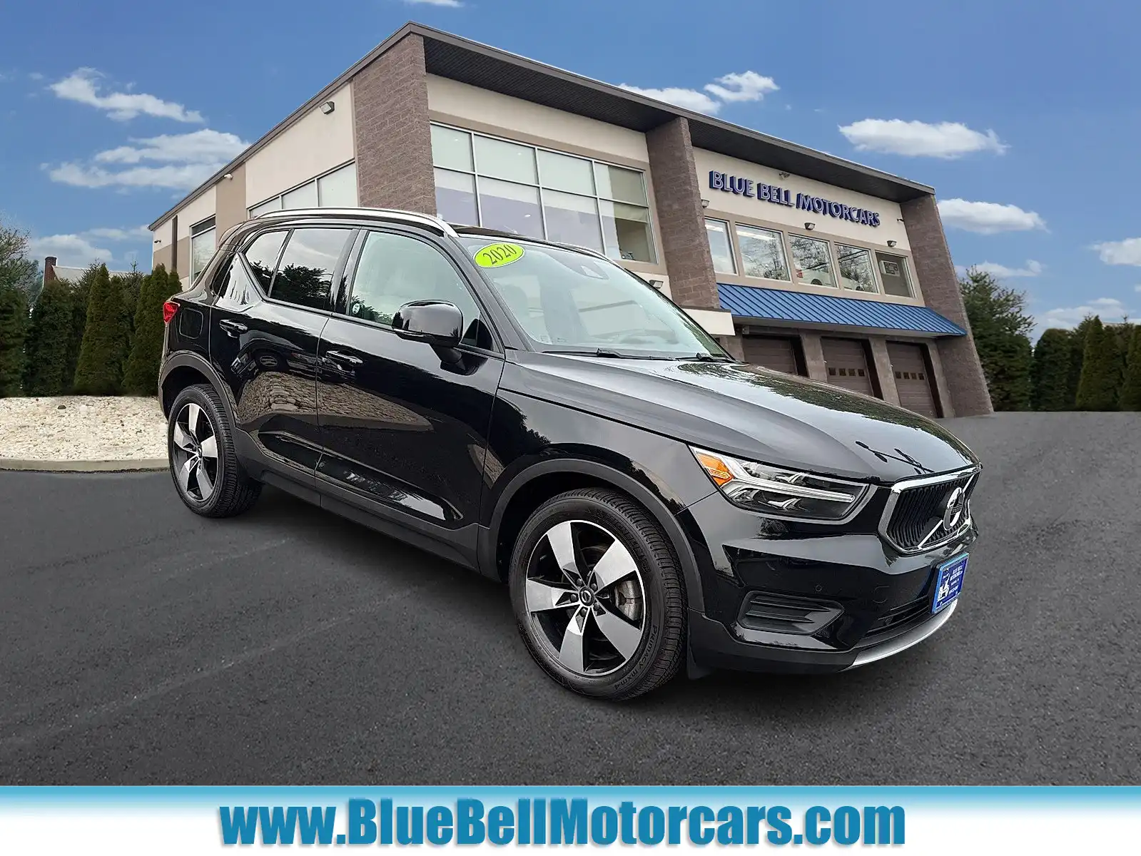 2020 Volvo XC40 T5 Momentum AWD's photo