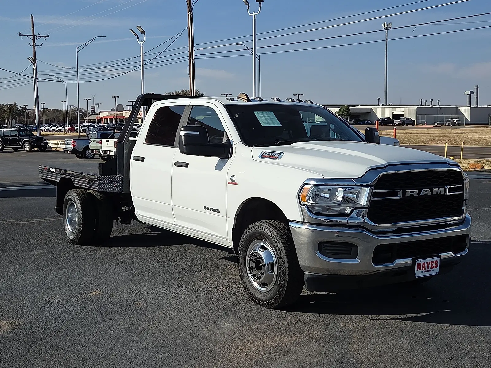 2024 RAM 3500 SLT 4X4 Crew Cab photo 5