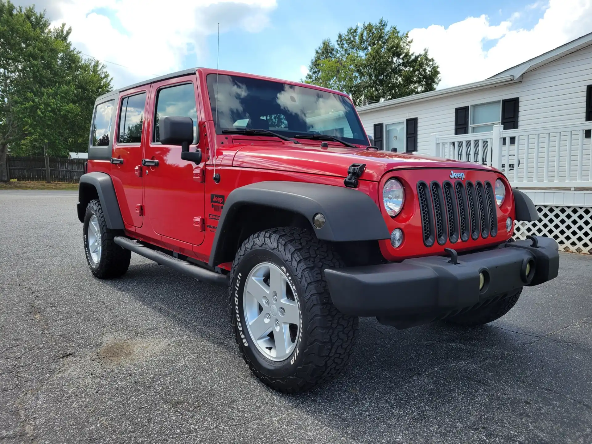 2014 Jeep Wrangler Sport's photo
