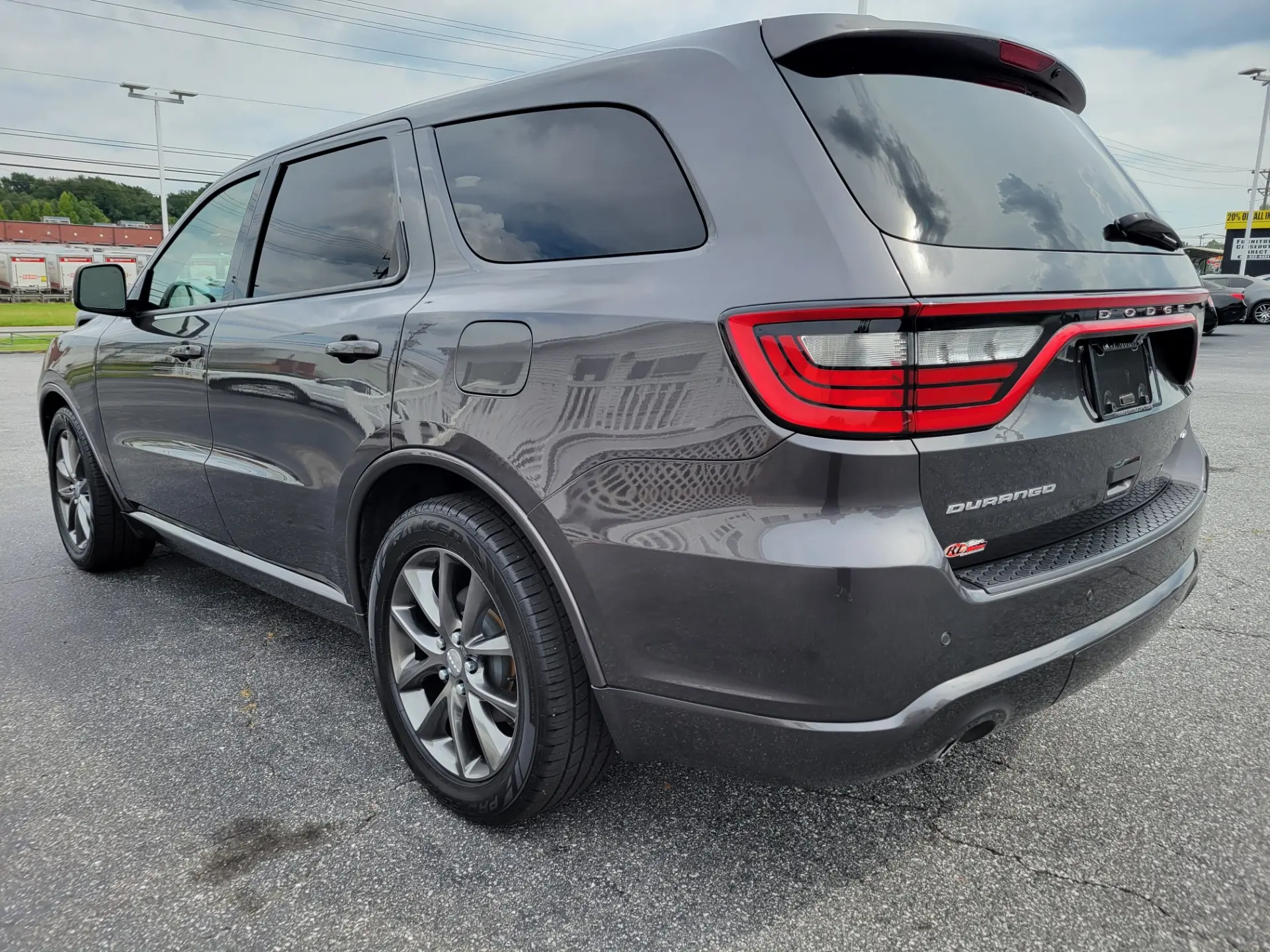 2017 Dodge Durango GT RWD photo 3