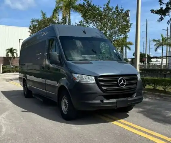 2021 Mercedes-Benz Sprinter 2500 170 WB Gas High Roof's photo