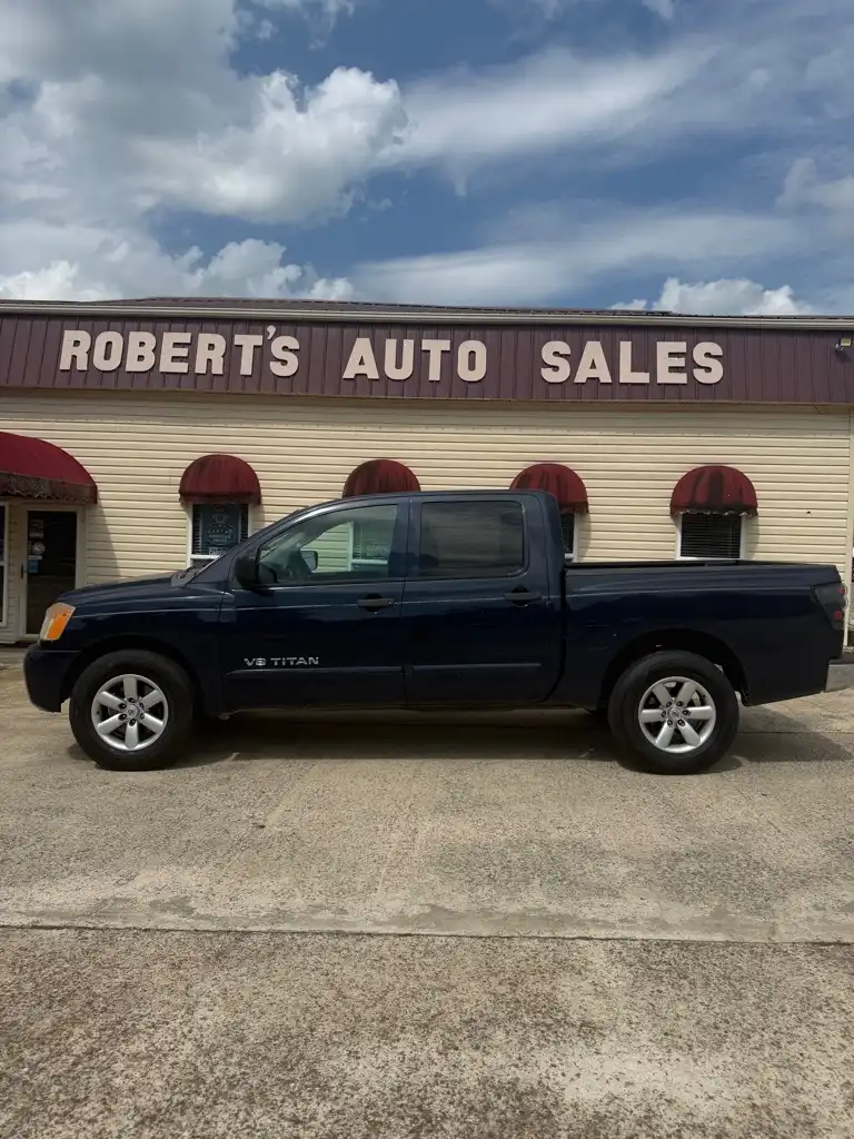 2009 Nissan Titan SE 4X2 Crew Cab FFV SWB's photo