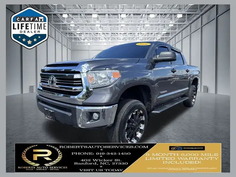 2016 Toyota Tundra SR5 4.6L 4WD CrewMax Short Bed's photo