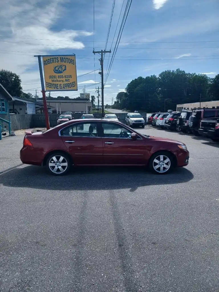2010 Kia Optima EX V6 AT's photo