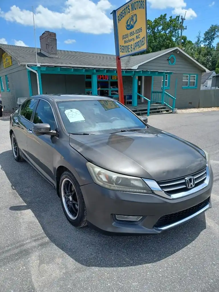 2013 Honda Accord EX Auto's photo
