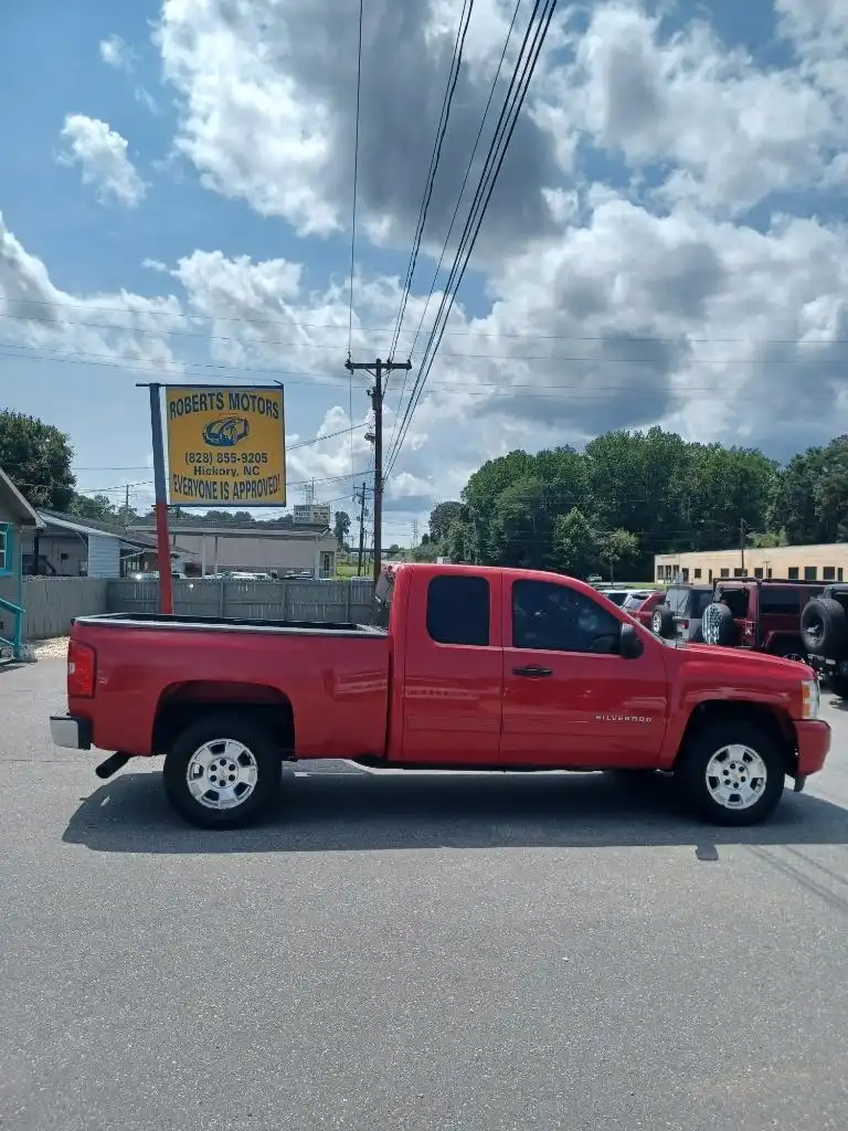 2011 Chevrolet Silverado 1500 LT Extended Cab LWB's photo