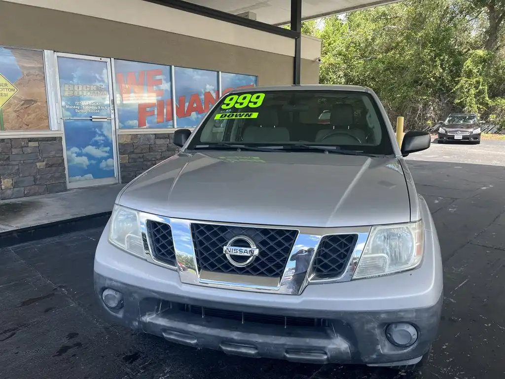 2012 Nissan Frontier 4.0 S Crew Cab 2WD Auto's photo
