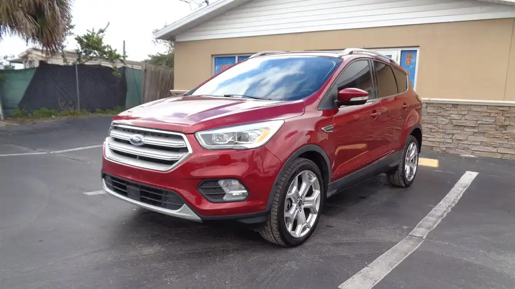2018 Ford Escape Titanium 4WD's photo