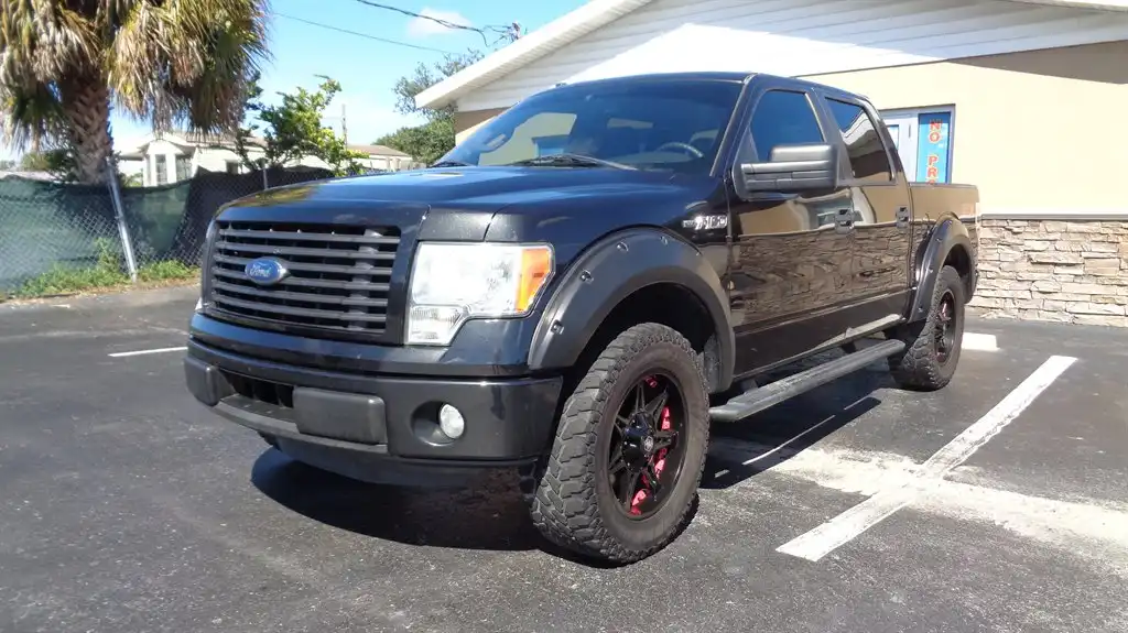2014 Ford F-150 STX SuperCrew 145 in's photo