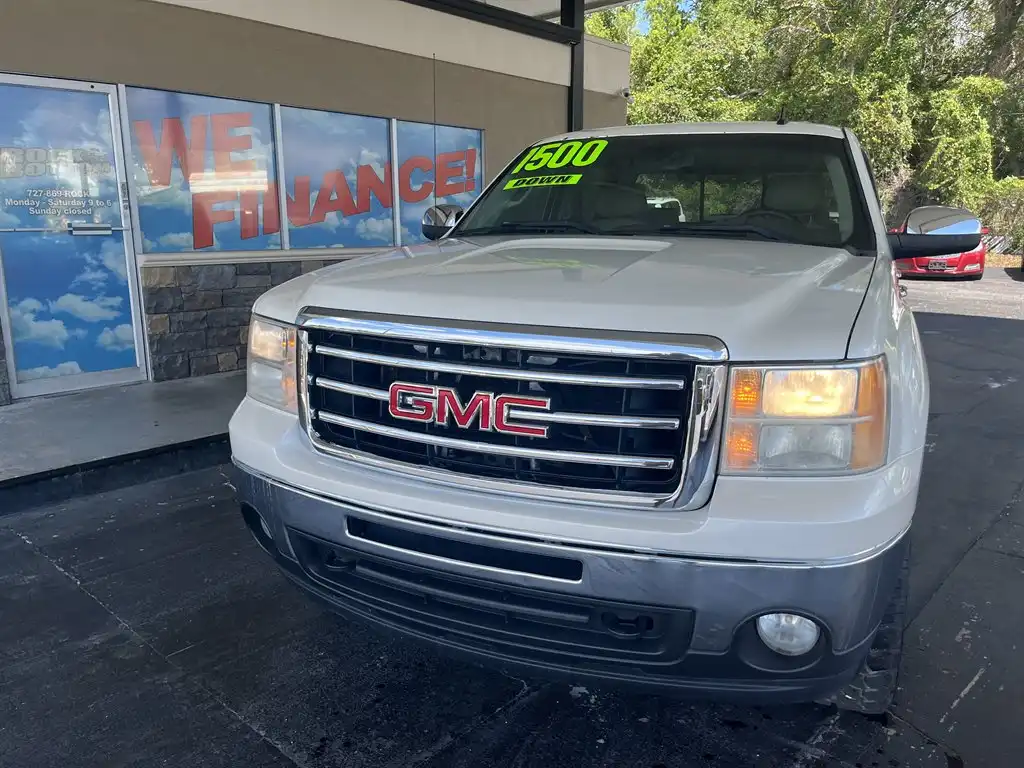 2012 GMC Sierra SLE 4WD Crew Cab SWB's photo