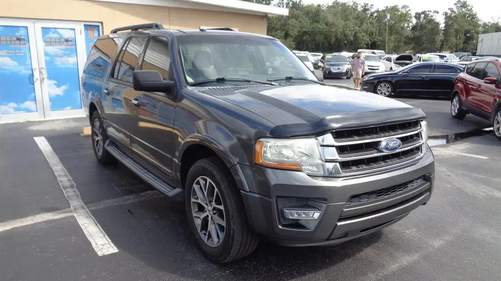 2016 Ford Expedition XLT EL photo 3