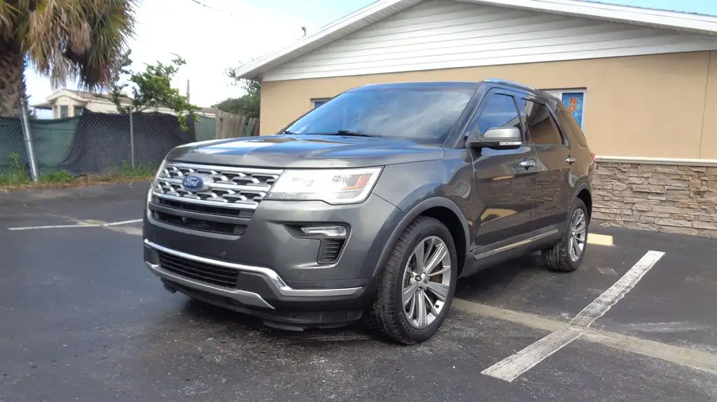 2018 Ford Explorer Limited FWD's photo