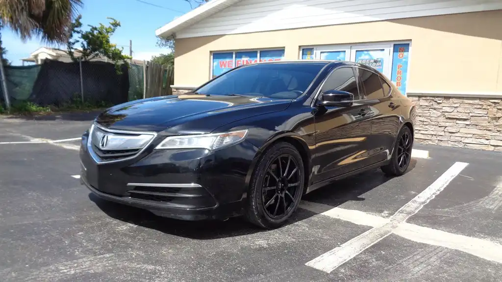 2017 Acura TLX 2.4 Auto's photo