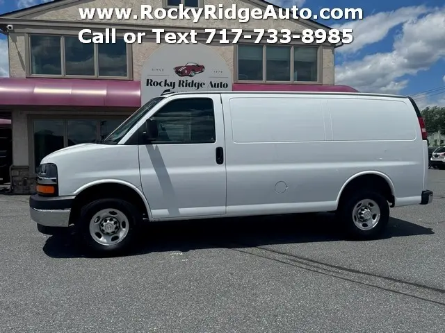 2024 Chevrolet Express 2500 Work Van HD photo 4