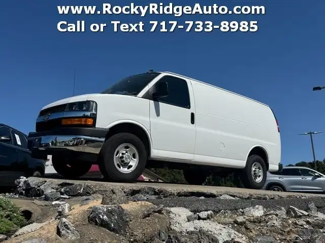 2024 Chevrolet Express 2500 Work Van HD's photo