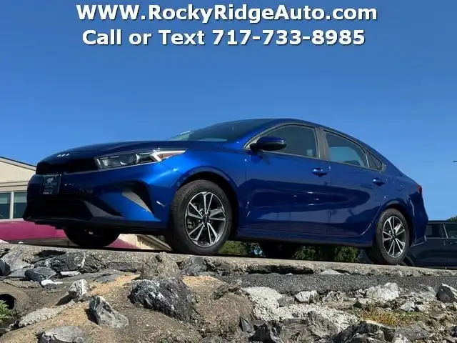 2023 Kia Forte LXS AT's photo