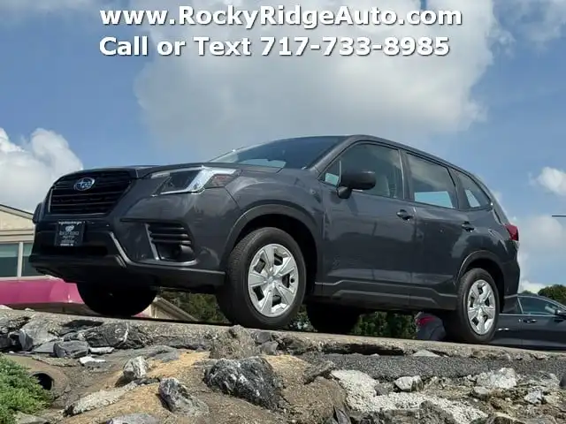 2023 Subaru Forester Base's photo