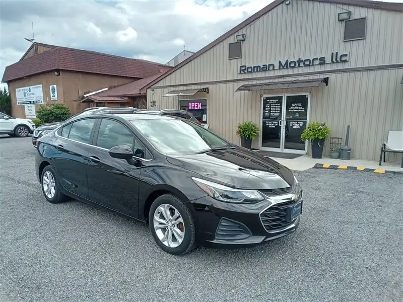 2019 Chevrolet Cruze 1LT Auto's photo