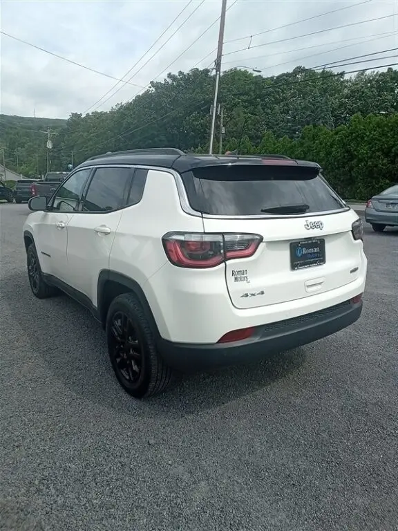 2019 Jeep Compass Latitude 4WD photo 5