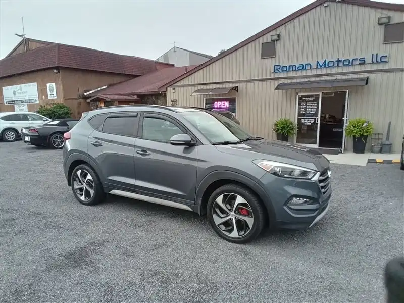 2018 Hyundai Tucson AWD Value's photo