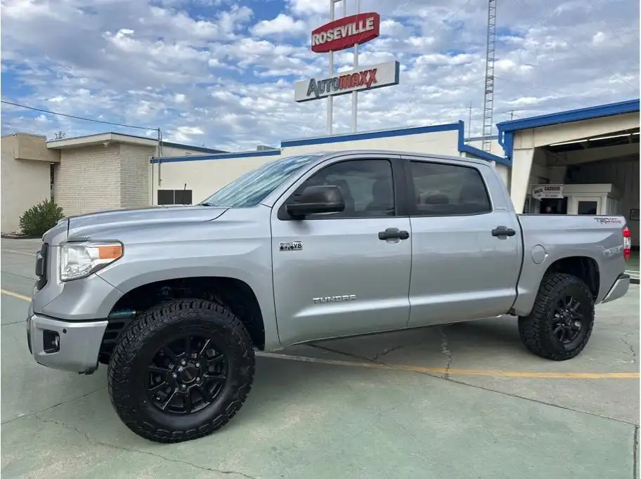 2017 Toyota Tundra Limited 5.7L 4WD CrewMax Short Bed's photo