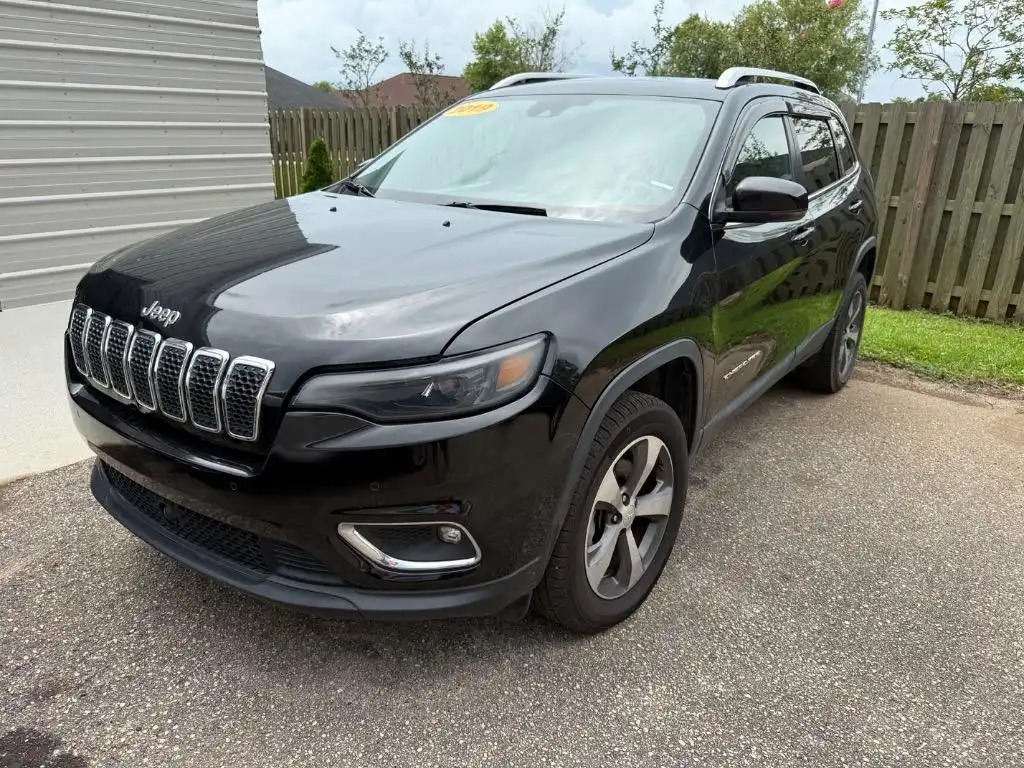 2019 Jeep Cherokee Limited 4X4's photo