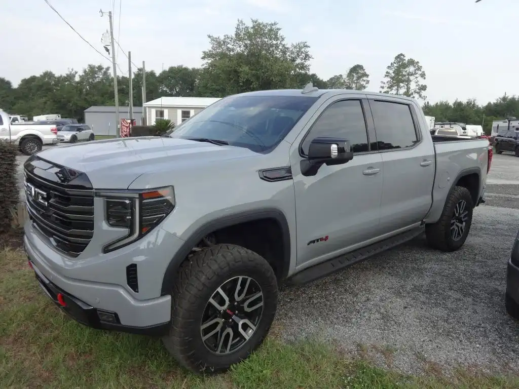 2025 GMC Sierra 4WD Crew Cab Short Box AT4's photo