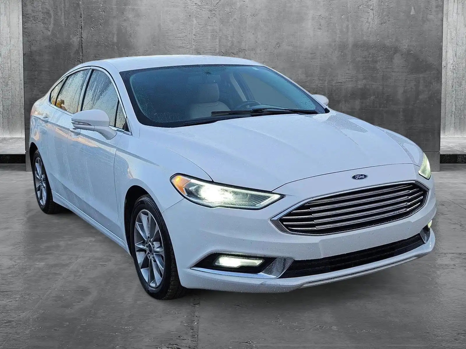 2017 Ford Fusion SE FWD's photo