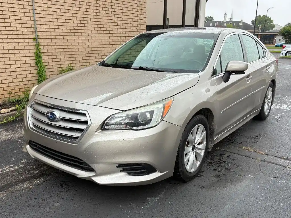 2017 Subaru Legacy 2.5i Premium's photo