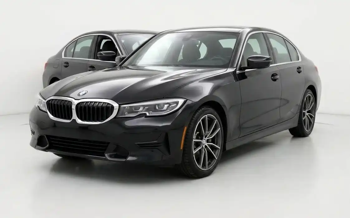 2020 BMW 3 Series 330i Sedan's photo